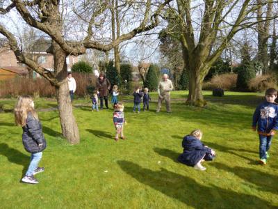 2016-03-26 Paaseieren rapen (43)